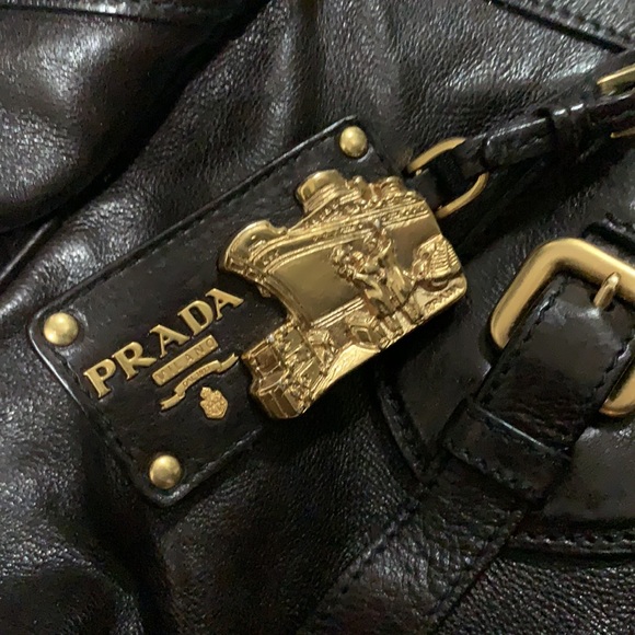 Prada messenger bag - Picture 6 of 17
